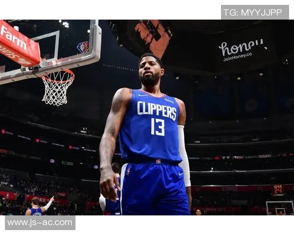 足球明星保罗乔治的职业生涯成就与个人魅力全解析