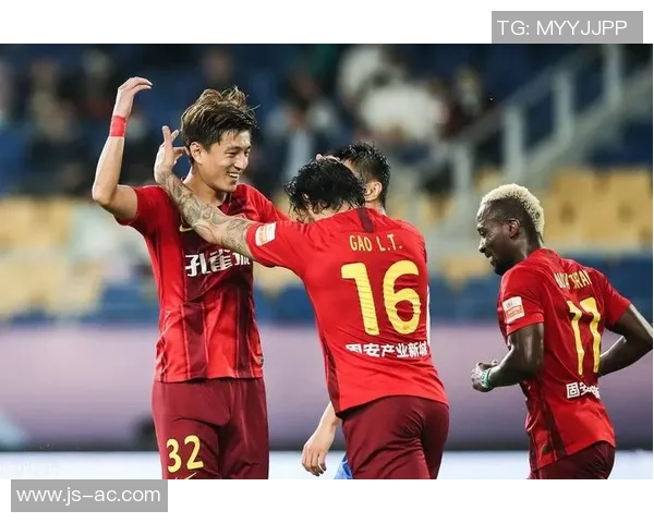 疯狂追逐足球明星的精彩瞬间全景视频合集尽在这里不容错过